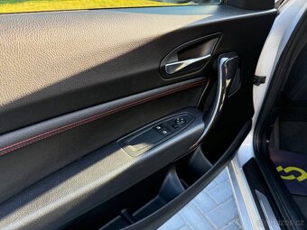 BMW 220d sportline / 135 kw / coupe / 2015 / 88 tkm - 11