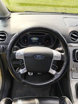 FORD S-MAX TITANIUM ULTIMATE BENZÍN 2.0i 107KW - 11