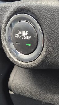 Opel Insignia Kombi 2.0,128 kW nafta Odpočet DPH nepoškozen - 11