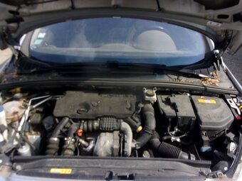 Peugeot 308 SW 1,6 HDi 84kW - 11