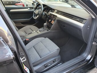VW Passat B8 Variant 1.5TSI 110kW R-Line - záruka Autodraft - 11