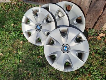 Kola 16" na BMW 1, pneu 195/55 R16, plechové disky a poklic - 11