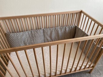 Dětská postýlka včetně mantinelu - 11