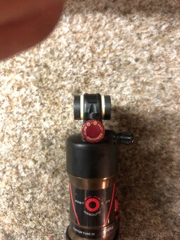 2x FOX BRIAN SPECIALIZED FUTURESHOCK - KASHIMA - 11