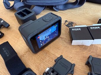 Gopro Hero 12 Black + 4x baterie + SD 512 + příslušenství - 11