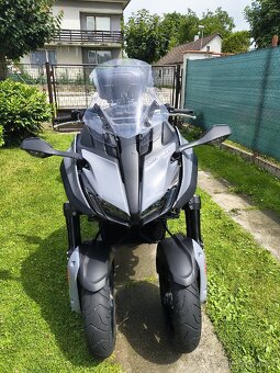 yamaha niken GT - 11