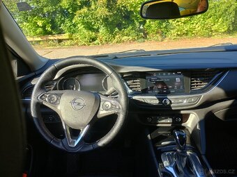 Opel Insignia B - 11