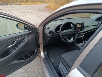 Hyundai I30 kombi rok 2018,najeto: 112.252 km, Nové v CZ - 11