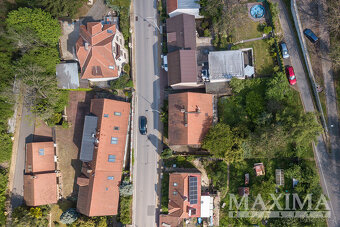 Dům 6 a více o ploše 240 m2 - Praha, Lysolaje - 11