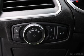 Ford Edge V6 2.7 320 4x4 - 11