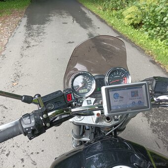 Suzuki GSX 1400 - 11