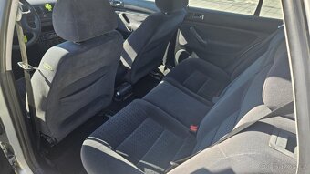 VW Golf IV 1.6 benzín s LPG - 11