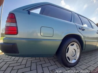 Mercedes Benz S124 200TE - w124 kombi - 11