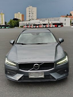 Volvo V60 MOMENTUM 2.0 D4 AWD - 11