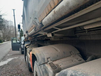 MAN TGA 35.400 sklápěč 8x6, traktor - 11