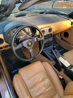 Mazda MX-5 NA 1991 - 11