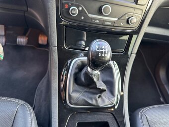 Prodám Ford S-max 2,0 TDCI Titanium v černé kůži - 11