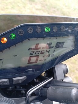 Yamaha mt09 2020 nová v ČR, první majitel - 11