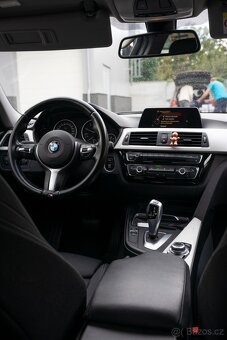 BMW Rad 3 Touring 320d xDrive Advantage A/T - 11