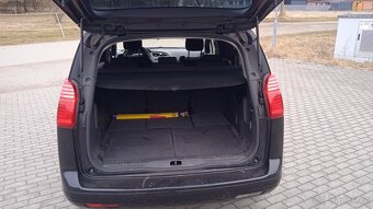 PEUGEOT 5008 1,6HDi82kw,rv11/2011,5-MÍSTNÉ,ALU,STK - 11