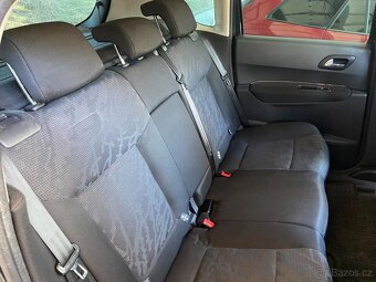 PEUGEOT 3008 1.6 benzín - 11