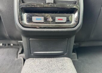 Volkswagen Passat 2,0 TDI DSG nafta automat 140 kw - 11