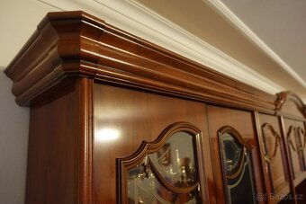 Skriňa/ obývacia stena - 11