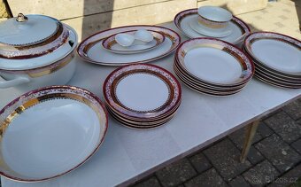 Porcelánový jídelní servis - 11