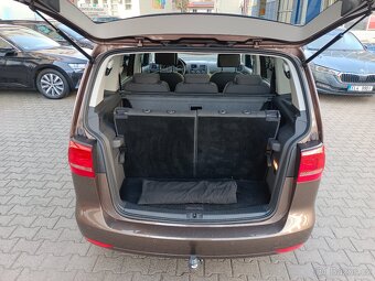 VW Touran Comfortline 1.6 TDI 77kW Webasto 7-míst Tažné - 11