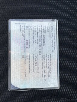Ford Focus 1.6i - 11