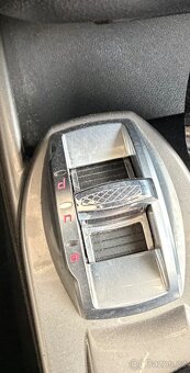 Alfa Romeo MiTo 1.4Benzin 70kw (atmosféra)6.kvalt manuál. - 11