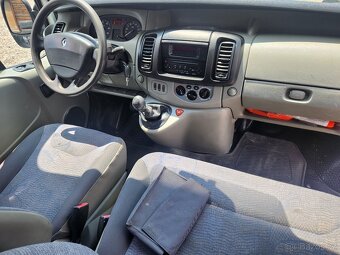 Renault Trafic 2.0 DCi 115 PS Long 2009 klima, 2x klíč - 11