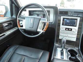 Lincoln Navigator 5,4i V8 24V Aut. LPG 7.míst 2007 - 11