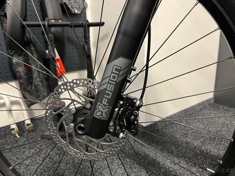 Cube Reaction Hybrid PRO 625 2024 vel.XL NOVÉ - 11