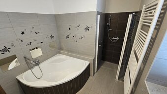 Cihlový RD 6+kk na parcele 1053m2, Brno venkov Pohořelice, s - 11