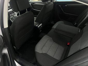 Volkswagen Passat, 1,6TDI 77kW, Navi, AC, CEBIA - 11