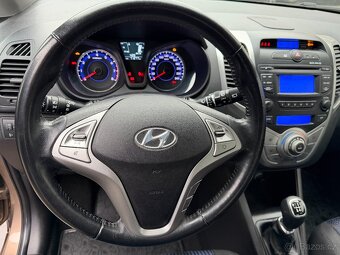 HYUNDAI iX20 1.4i 66 KW 1.MAJITEL,2XKOLA,PO VELÉM SERVISE - 11