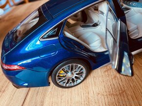 Mercedes Benz AMG GT 63 S V8 4MATIC COUPE (X290) NOREV 1:18 - 11