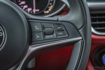 Alfa Romeo Stelvio 2.0 AWD A/T - ZÁRUKA 1rok/20 000km - 11