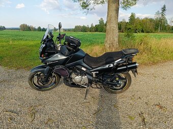 Suzuki DL 650 V-strom - 11