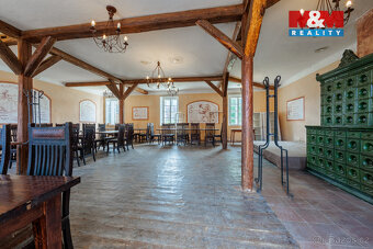 Prodej rodinného domu 500 m², Mlečice - 11