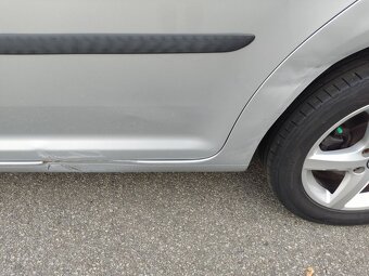 VW TOURAN 1,4TSi-DSG-navigace - 11