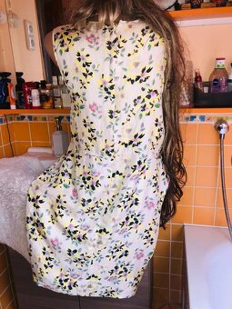 saty# hedvabne# Essentiel# kvetinove# silk# spolecenske - 11