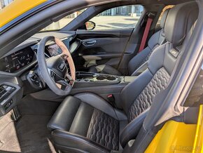 Audi RS e-tron GT, 2022, Exclusive Yellow Carbon/Alc/BO - 11