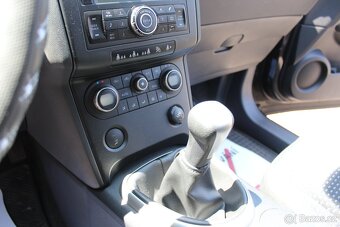 Nissan Qashqai 1.6i - 11
