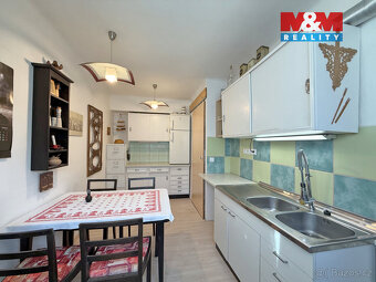 Prodej bytu 2+1, 50 m², Solenice - 11