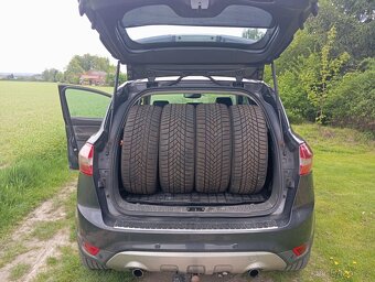 Ford Kuga 2,0  , 4x4 - 11
