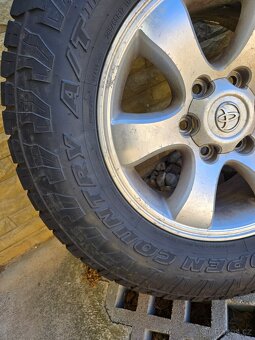 Toyota Land Cruiser 120 (J12) 3.0 D-4D 127 kW - 11