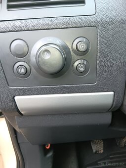 Prodám Opel Zafira 1.7Cdti 2012 Facelift - 11
