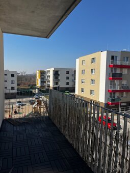 Pronájem bytu 1KK (42m2 + velký balkón 8m2) - 11